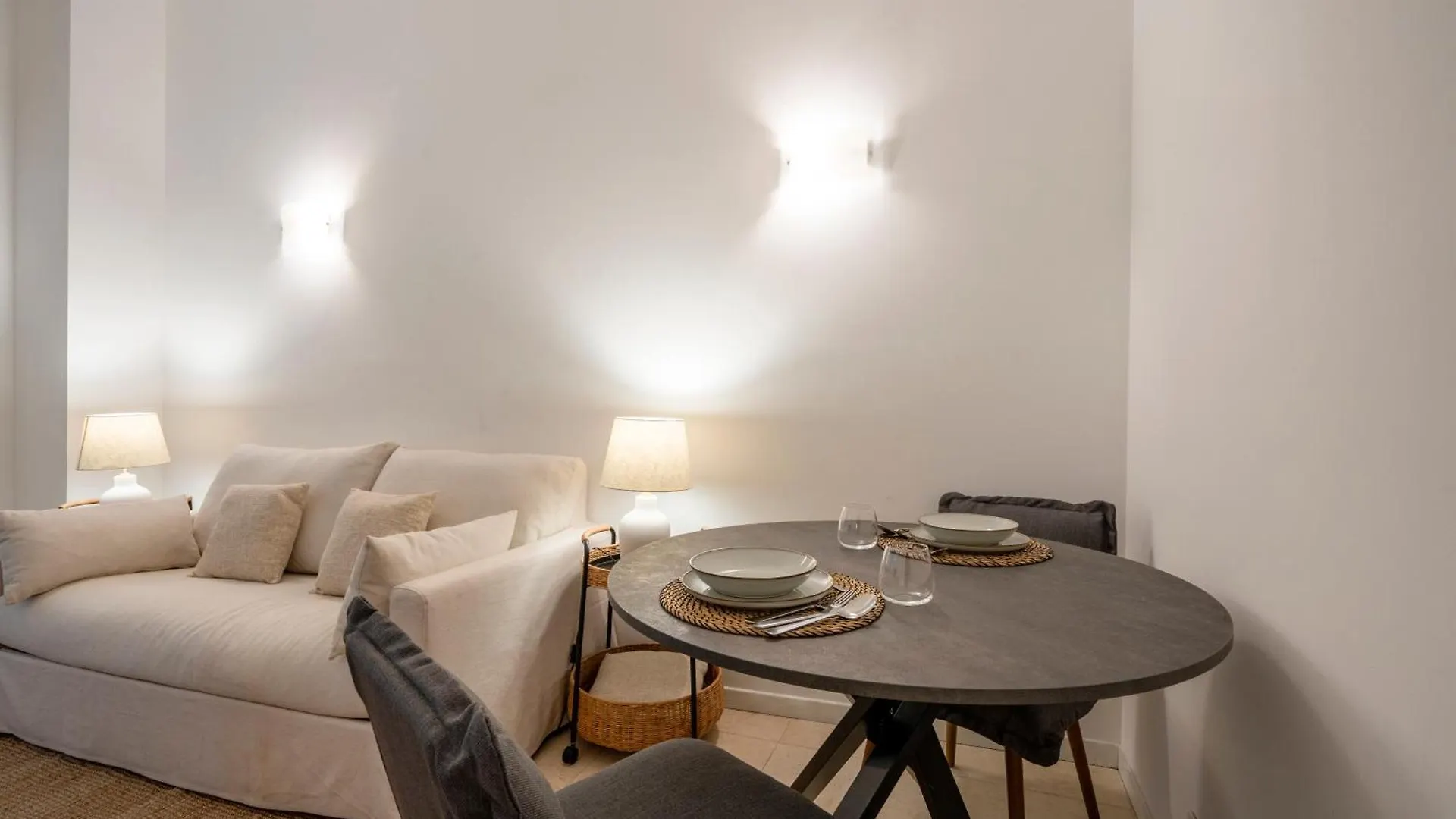 Apartment Luxury Suite In Bari Center Italy